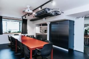 The People - Lyon photo 3