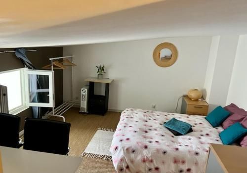 Chambre Alienor d'Aquitaine main photo