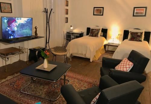 Victorian Lodge main photo