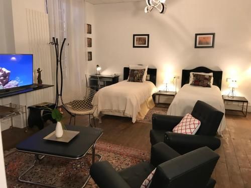 Victorian Lodge photo 2