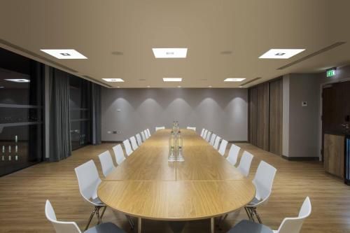 Courtyard by Marriott Edinburgh West - Meeting room / ballrooms - 4