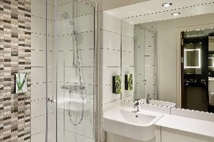 Premier Inn Edinburgh Cc Lauriston Place - Bathroom - 1