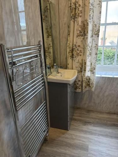 City Centre En-Suite Room - Bathroom - 1