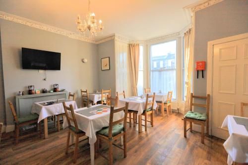 Edinburgh Holiday Guest House - Facilities