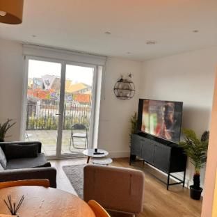 Cozy one bedroom with a Big Balcony and parking photo 3