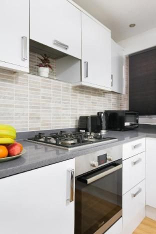 London Queen's Eurostar - Kings Cross photo 5