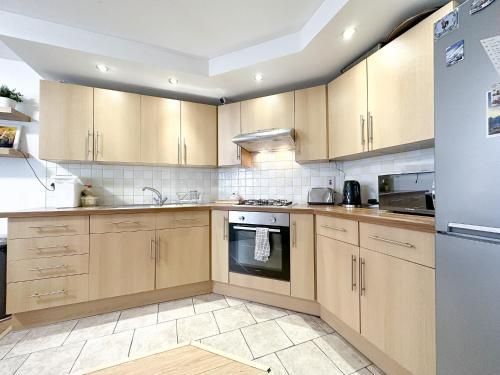 Cool Place 02 Academy photo 3