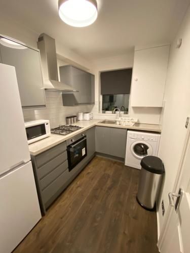 Apartment 20 @ Excel London - Kitchen