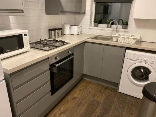 Apartment 20 @ Excel London - Kitchen - 1