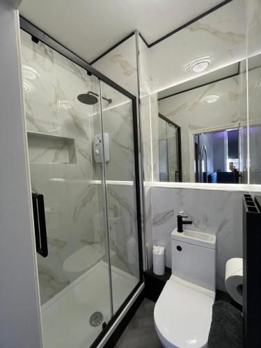 101 Bold Street Apartments photo 2