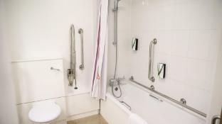 Premier Inn Liverpool City - Albert Dock - Facilities - 2