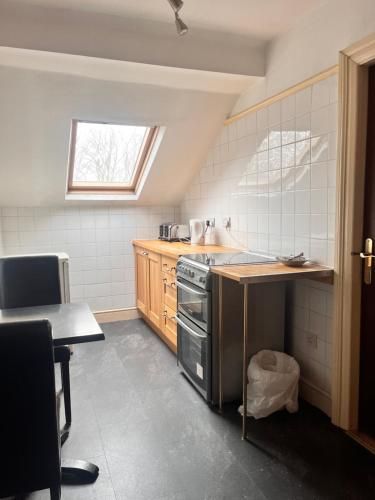 Ullet Suites - Kitchen - 4