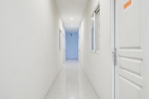 RedDoorz @ Siwalankerto Surabaya photo 5