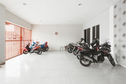 RedDoorz @ Siwalankerto Surabaya photo 4