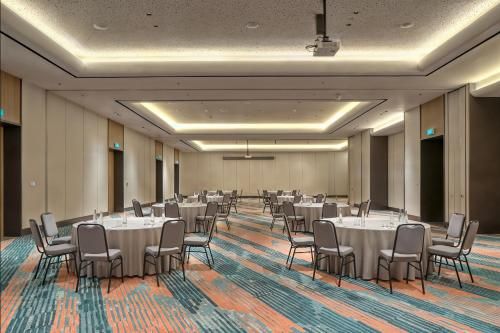 Aloft Surabaya Pakuwon City - Banquet hall - 1