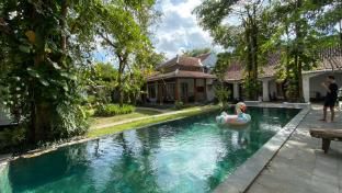 Sampai VIlla Antapura photo 2