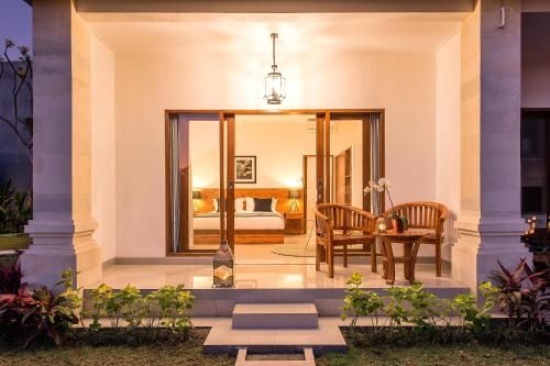 Puri Uma Ratu - Entrance - 3