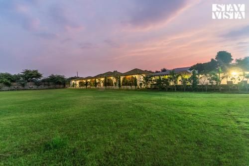 StayVista at Rissaca Crown photo 5