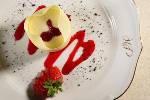 Hotel Pierre Milano - Food and beverages
