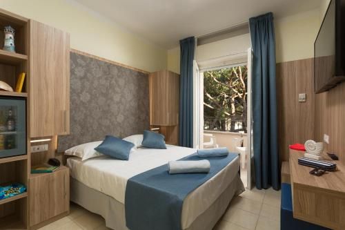 Hotel Cannes - in pieno centro photo 2