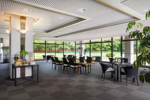 Mercure Miyagi Zao Resort & Spa - Bar/lounge - 4