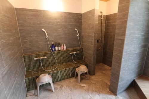 Solabase - Bathroom - 1