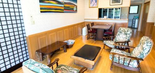 Guest house Third Place - Shared lounge/TV area - 3