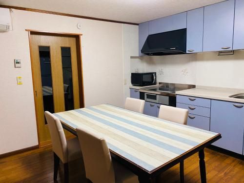 佐渡民宿 憩 IKOI GUEST HOUSE & Cafe Bar photo 4