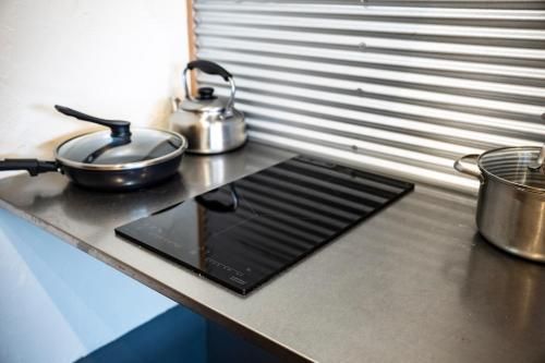 佐渡ゲストハウス サドヨイ - Kitchen - 1