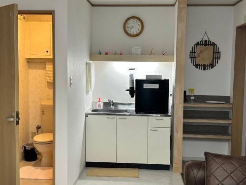 Accommodation Service B&B - Kitchen - 1