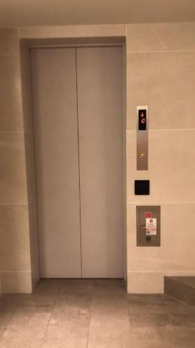 JR 8min/Akihabara 6min/ Shinjuku 24min/Free WiFi/2 photo 3