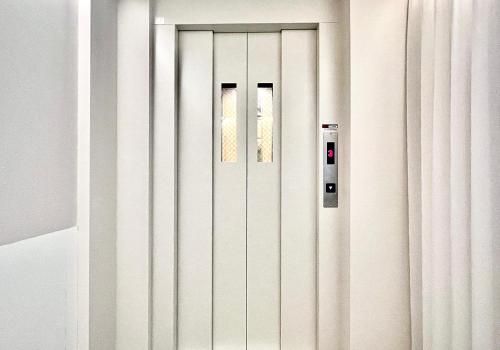 上野超豪华4人间 东京超级中心Ycod 上野公园3分钟 车站1分钟 超级繁华 免费wifi 戴森吹风 photo 3