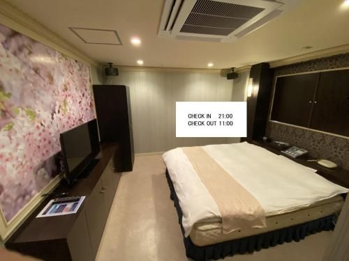 ホテル タイムレス 明石 男塾ホテルグループ - Bed
