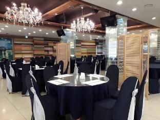 Commodore Hotel Pohang photo 4
