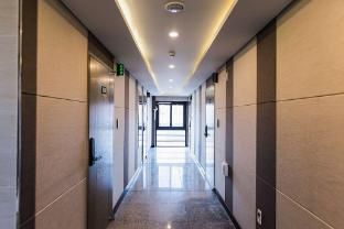 Jeju City Hall Hotel photo 4