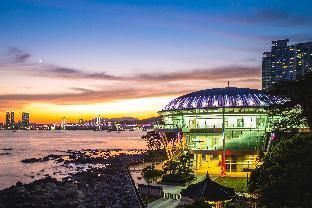 A spacious and pleasant accommodation for up to 10 people, Haeundae station walking 6 minutes and be photo 2