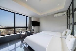 Almond Hotel Busan Station (Korea Quality) main photo