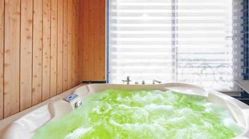 Gyeongju jullietapoolvilla&kidspension photo 4