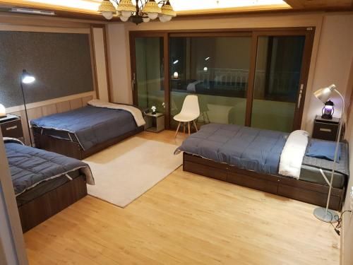 Kim's house photo 3