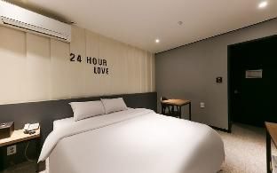 Daejeon Daesa Hotel Bus photo 3