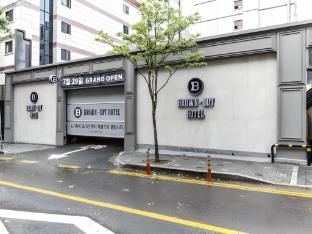 Incheon Jakjeon Brown Dot photo 5