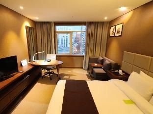 Central Plaza Hotel photo 2