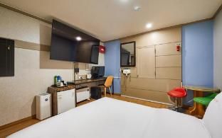 Incheon (Seoknam-dong) Bus photo 3