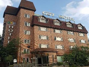 Green and Blue Hotel photo