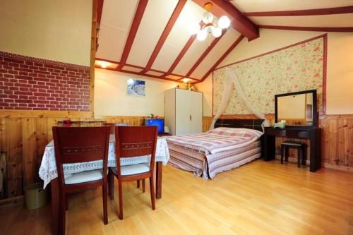 Nadeuri Pension main photo