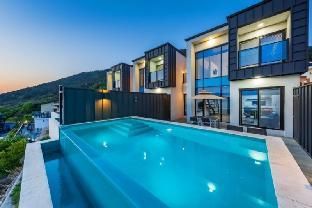 South Sea Glad 810 Pool Villa main photo