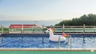 Namhae Briant Oceanview Spa Pension photo 4