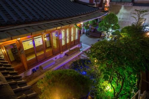 Ddlanchae Hanok Stay - Main House photo 5