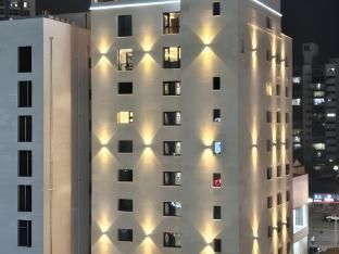 Hound Hotel Mokpo Peace Square photo 4