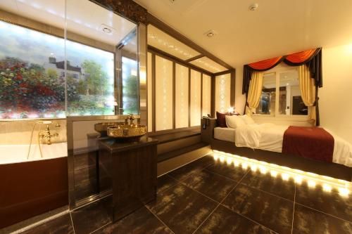 Noble Muintel photo 2